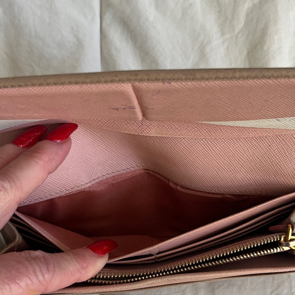 Prada Tan Leather Wallet with Gold Logo - Picture 8 of 13
